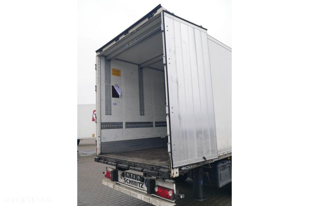 Schmitz Cargobull Trailer Van Light Insulated Double deck Straight - 12