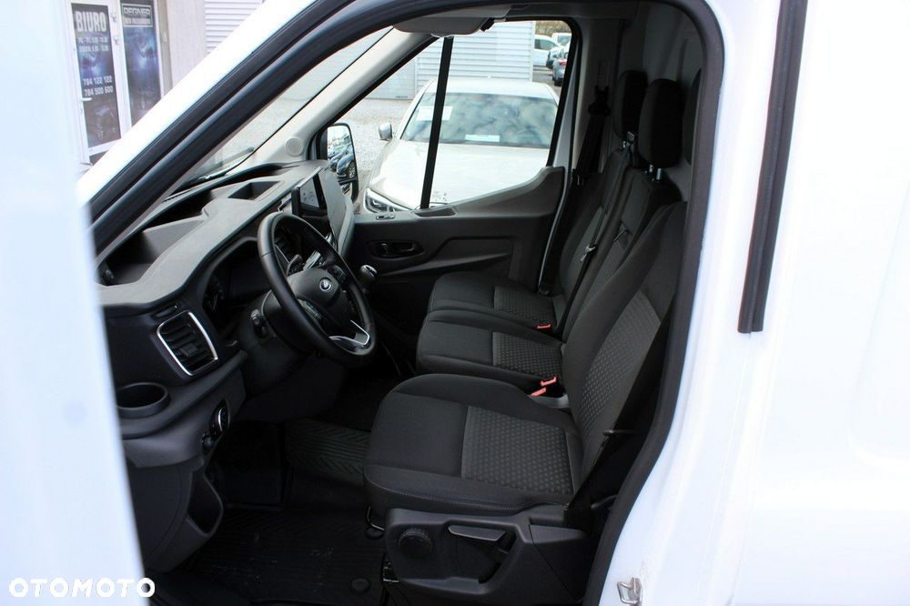 Ford Transit - 13