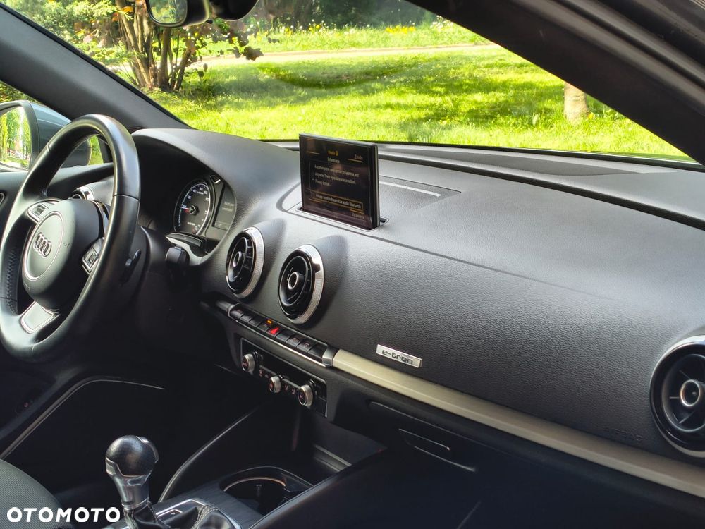 Audi A3 Sportback 1.4 TFSI e-tron S line Sportpaket - 15