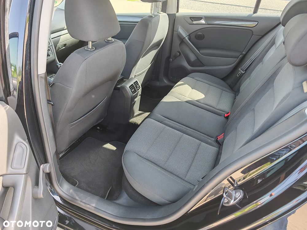 Volkswagen Golf 1.6 Comfortline - 8