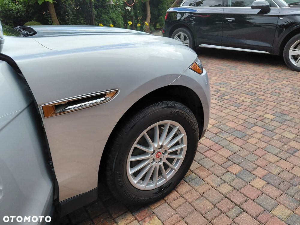 Jaguar F-Pace 20d AWD Prestige - 18