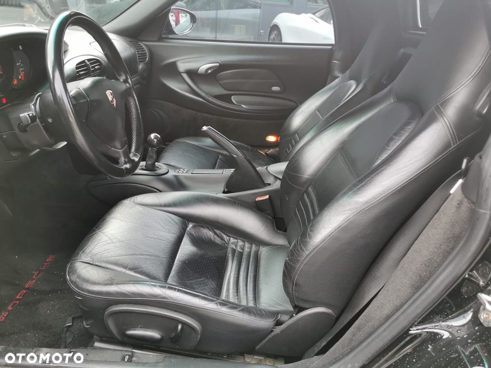 Porsche Boxster 2.7 - 12