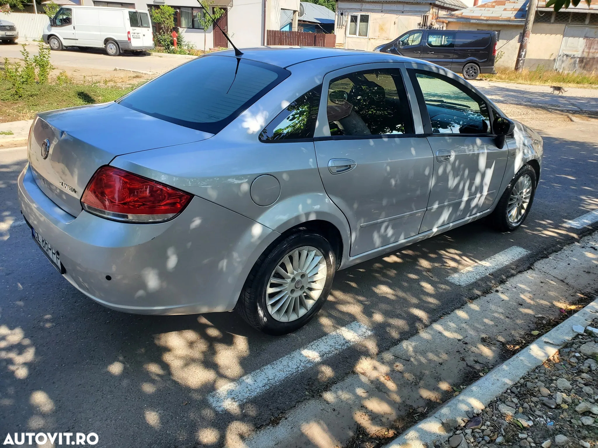 Fiat Linea 1.3 Multijet Active - 4