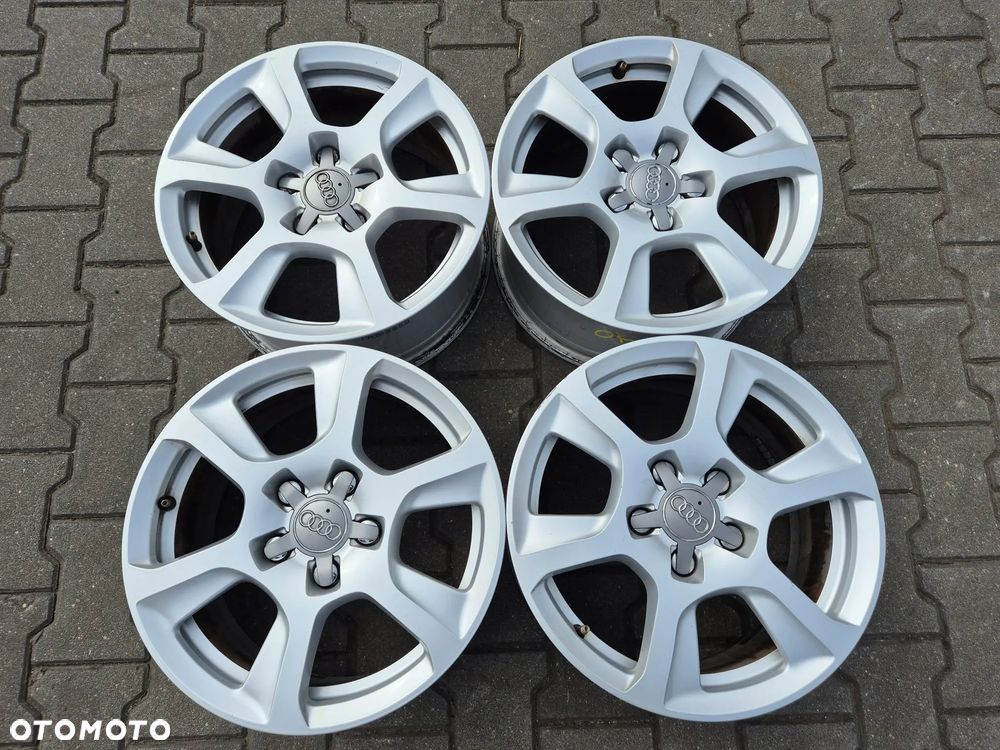 Audi A4 B8 8K0 - komplet felg aluminiowych, 8K0601025F