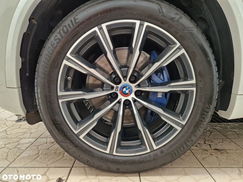 BMW X5 xDrive25d - 34