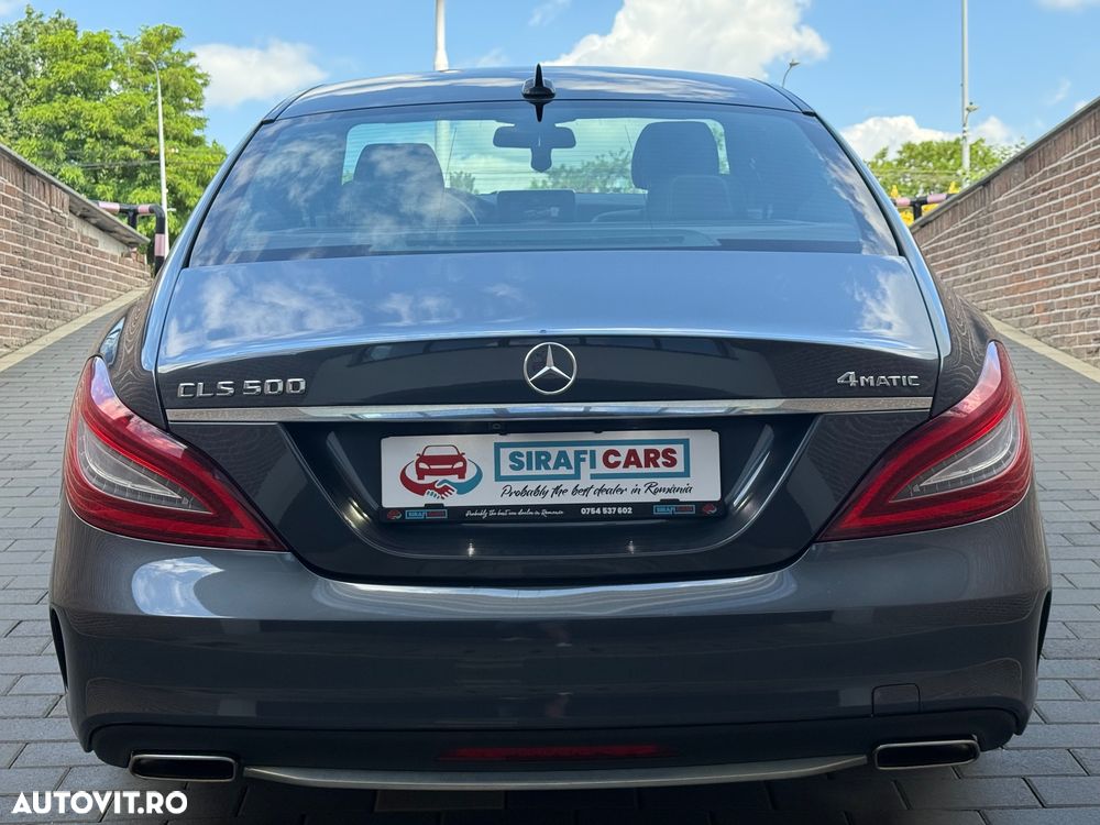 Mercedes-Benz CLS 500 4MATIC Aut - 11