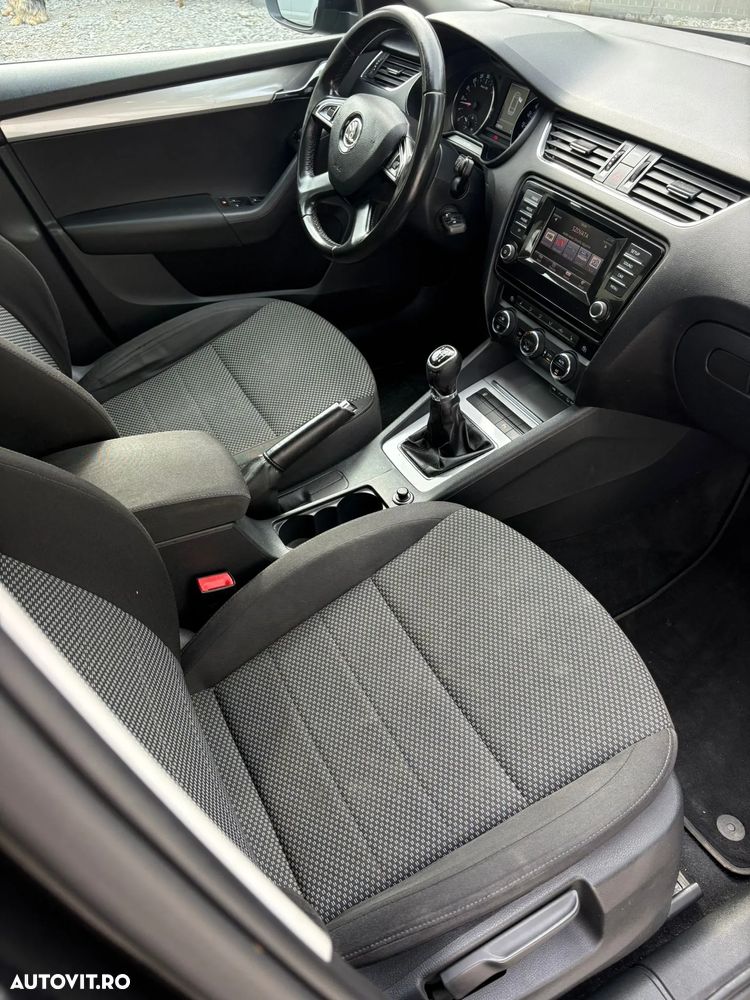 Skoda Octavia 2.0 TDI (Green tec) Ambition - 12