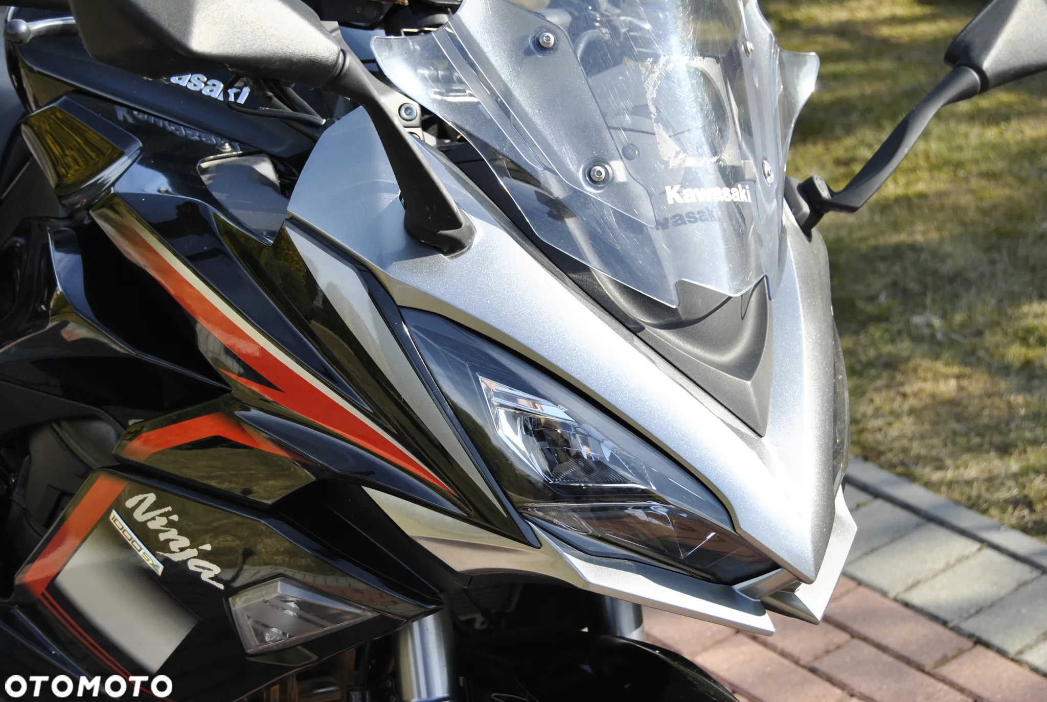 Kawasaki Ninja 1000 SX - 8