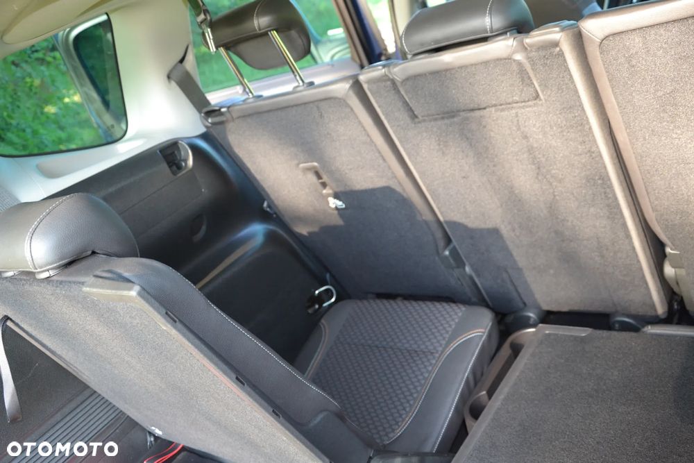 Opel Zafira - 11