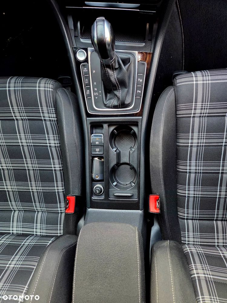 Volkswagen Golf 2.0 TDI BMT GTD DSG - 25