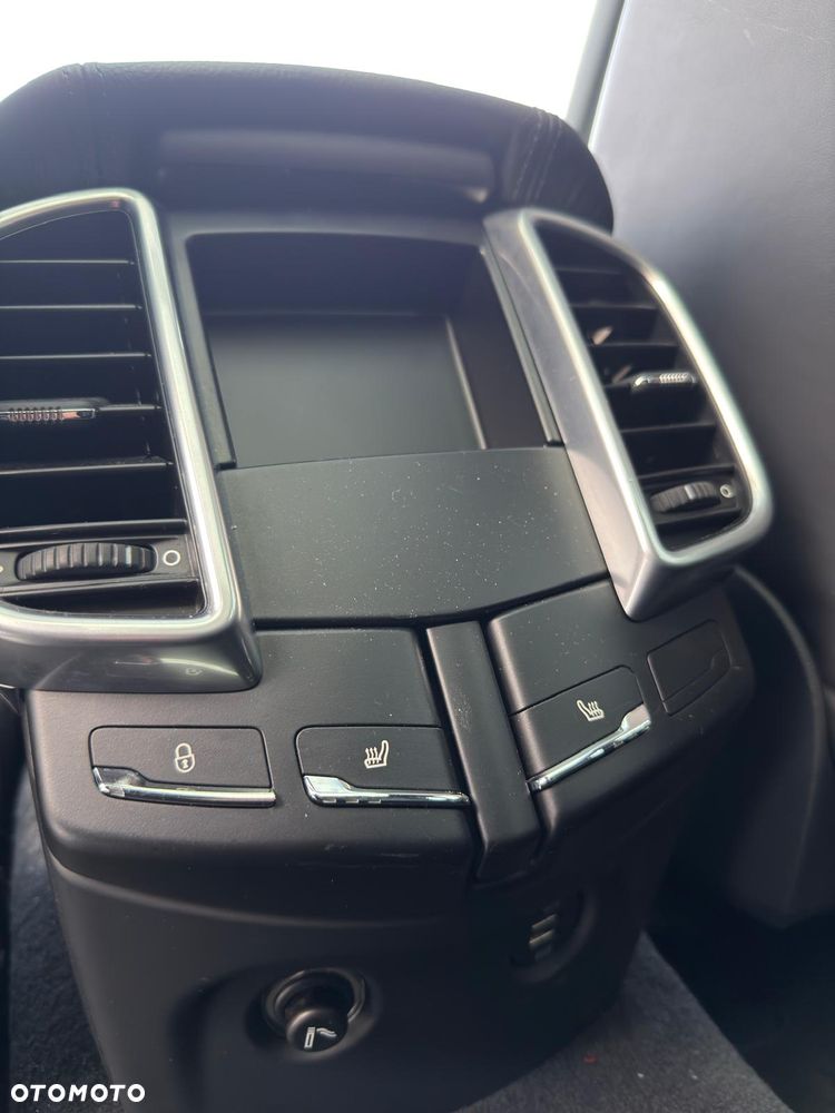 Porsche Cayenne S E-Hybrid Platinum Edition - 19