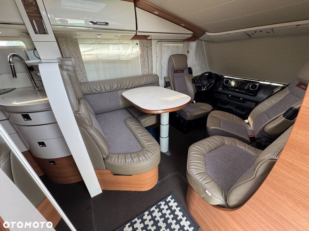 Mercedes-Benz Carthago Chic C-Line I 4.9L Srebrny - AUTOMAT - 15