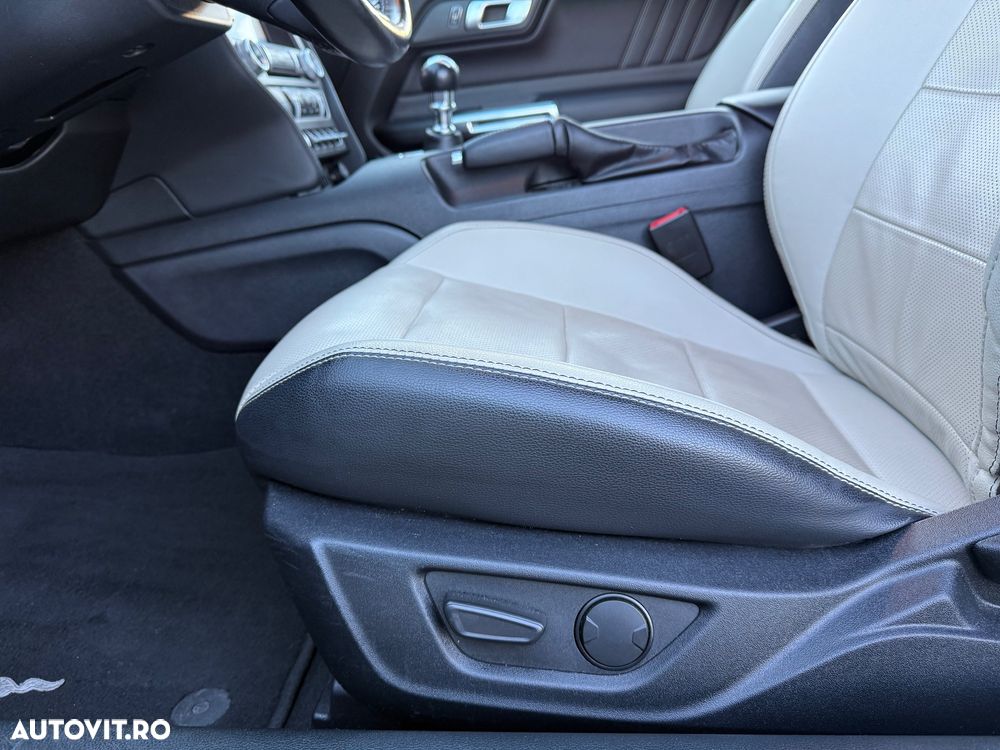 Ford Mustang 2.3 EcoBoost - 27