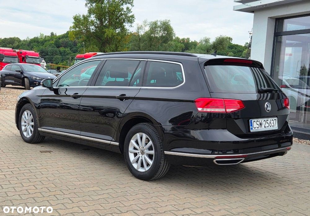 Volkswagen Passat - 21