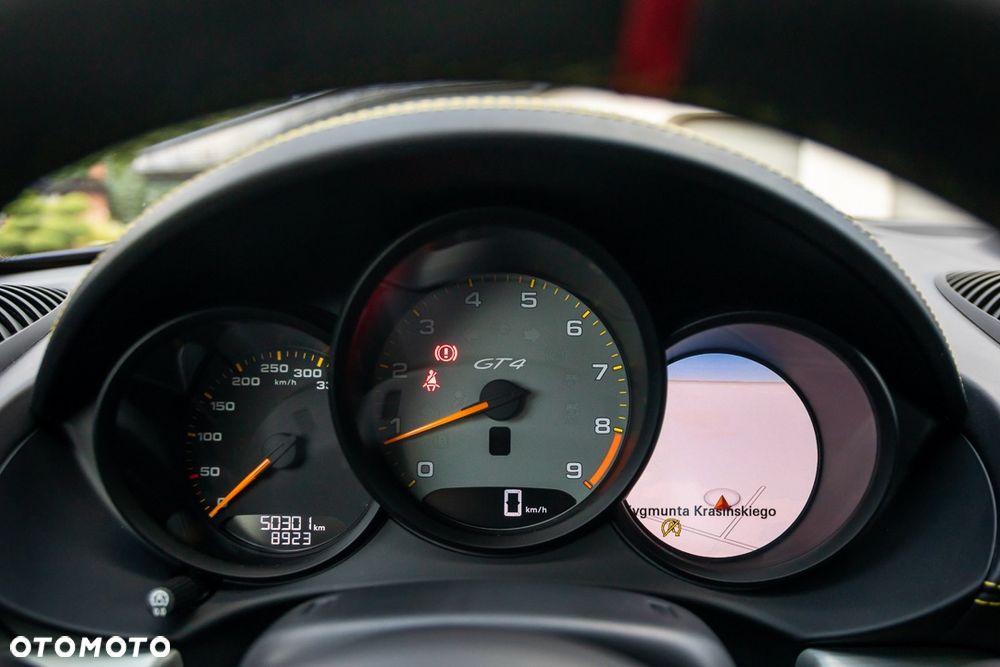 Porsche 718 Cayman GPF GT4 - 33