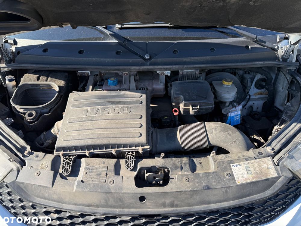 Iveco 35C17 - 13