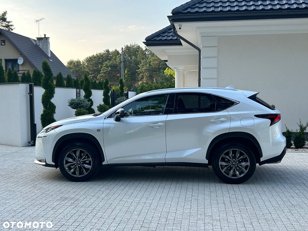 Lexus NX 200t F Sport AWD - 4