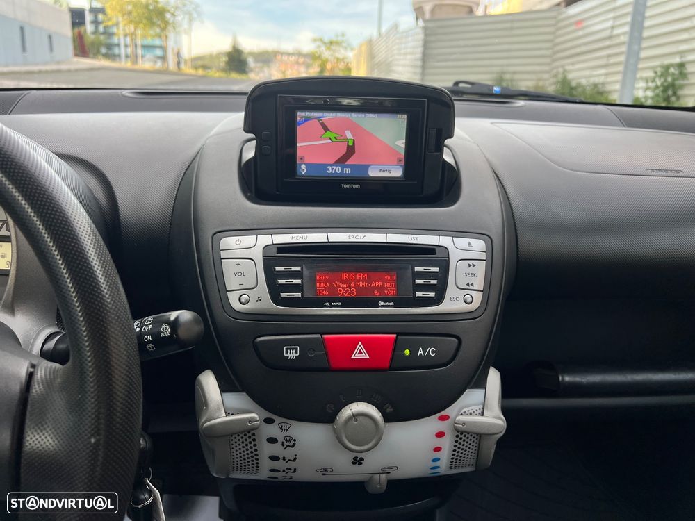 Toyota Aygo 1.0 X-Play+AC+X-Touch - 17