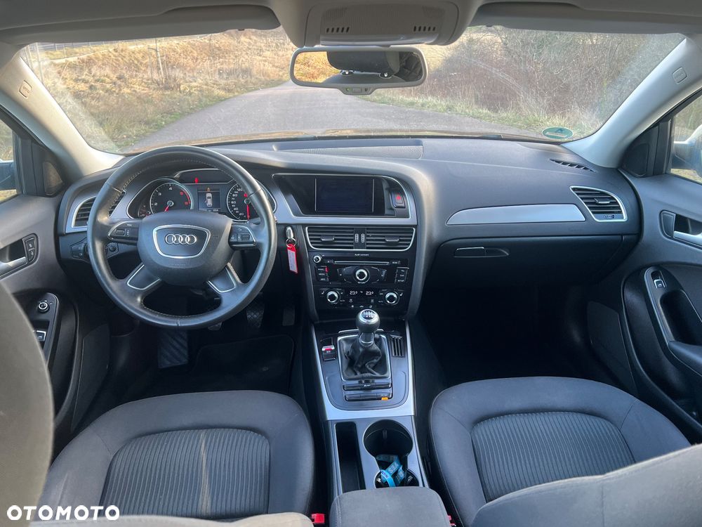 Audi A4 Avant 2.0 TDI DPF Attraction - 9