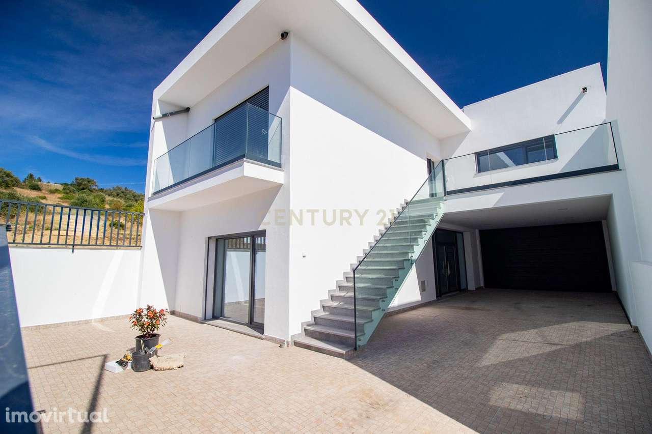 Moradia T3  em Torres Vedras: Pronta para Morar! - Grande imagem: 5/60