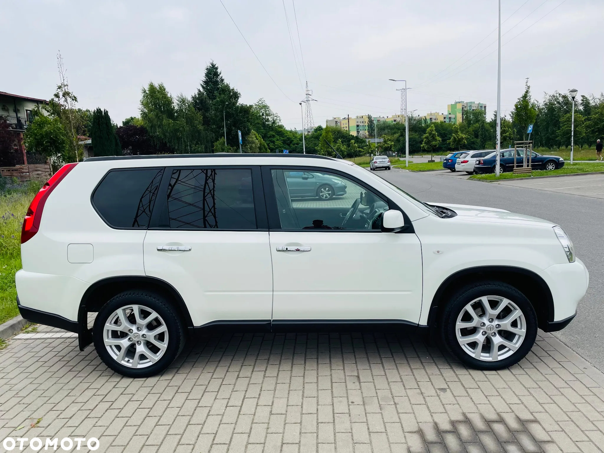 Nissan X-Trail 2.0 dCi 4x4 DPF Automatik Platinum - 6