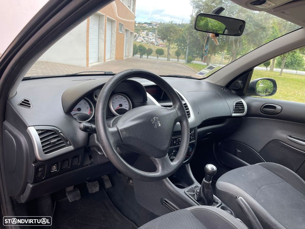 Peugeot 206+ 1.1 Urban - 10