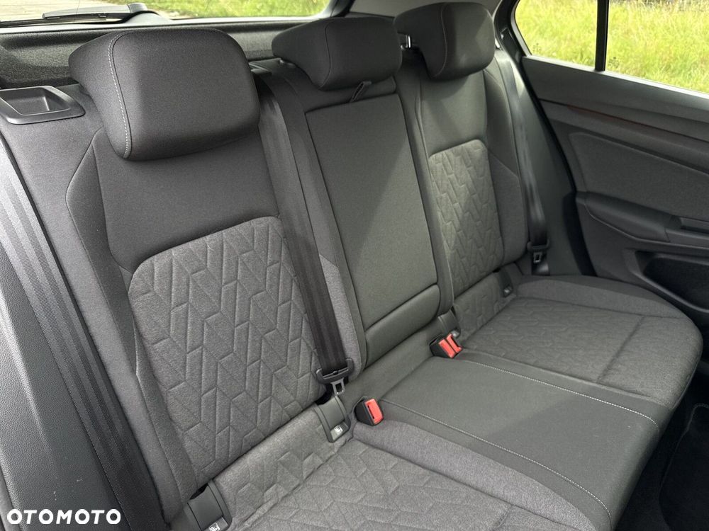 Volkswagen Golf 1.5 eTSI mHEV Life DSG - 34