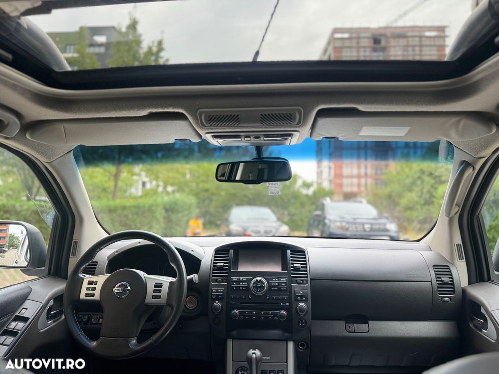 Nissan Navara 3.0 V6 dCi Double Cab LE Plus Aut. - 7