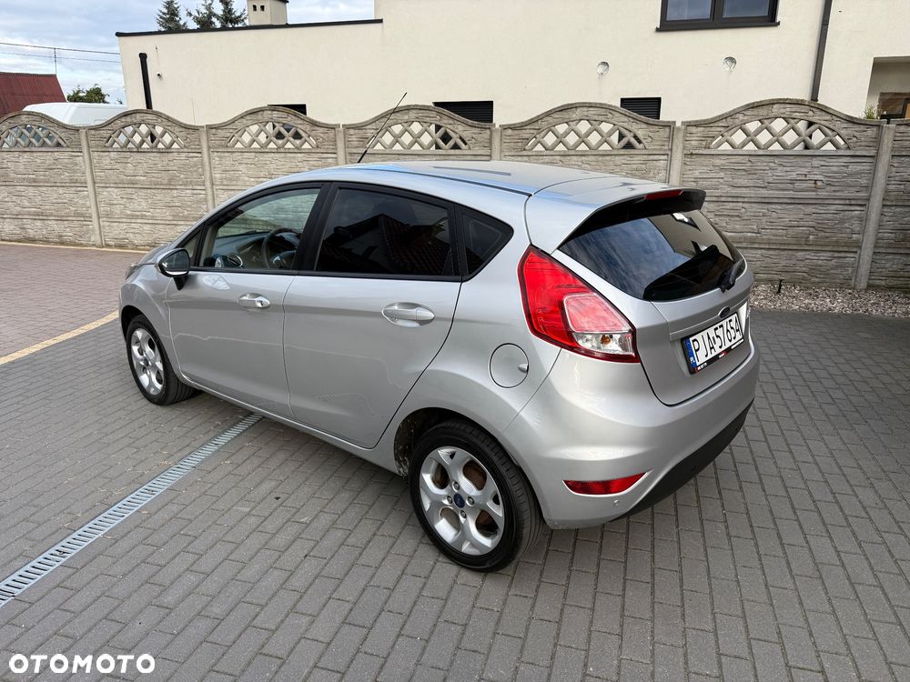 Ford Fiesta - 4