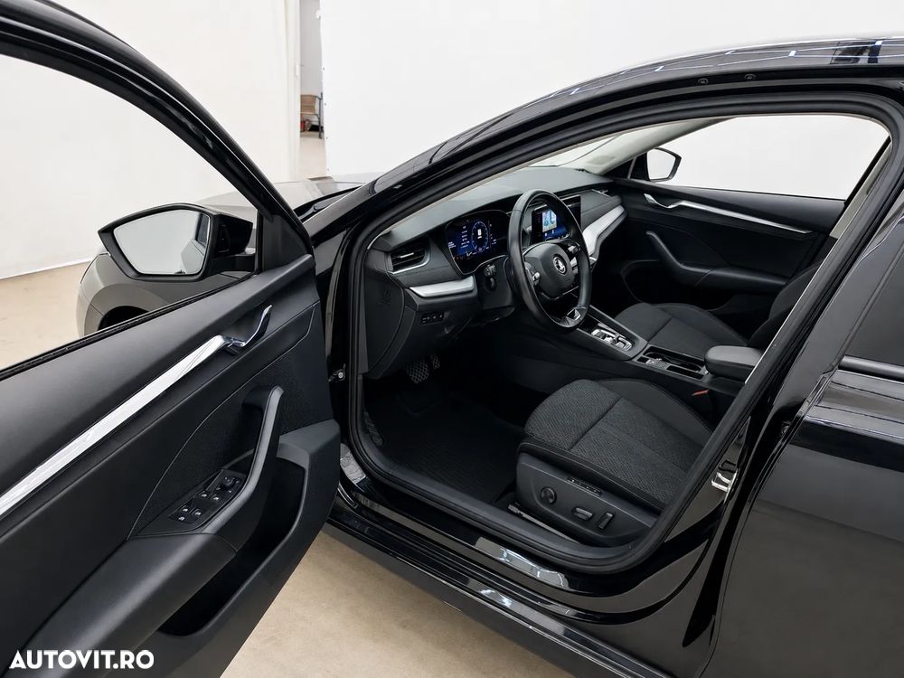 Skoda Octavia 2.0 TDI DSG Style - 5