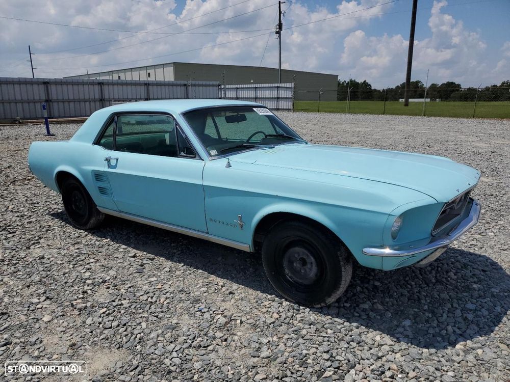 Ford Mustang - 10