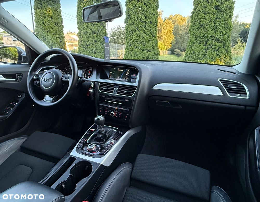 Audi A4 Avant 2.0 TDI DPF S line Sportpaket - 7