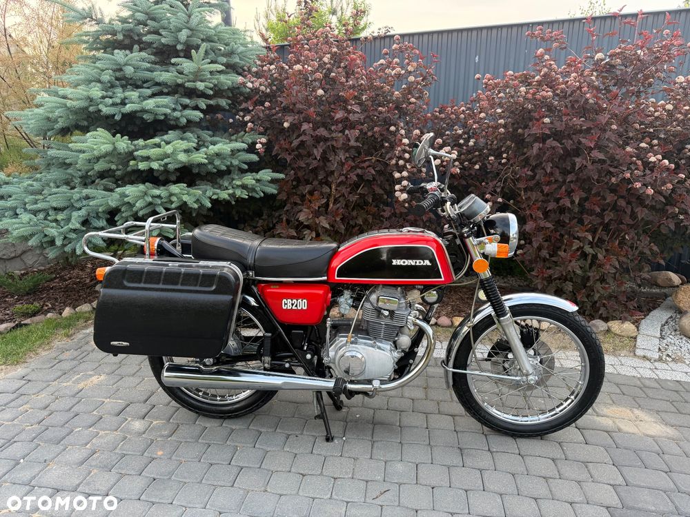 Honda CB - 3