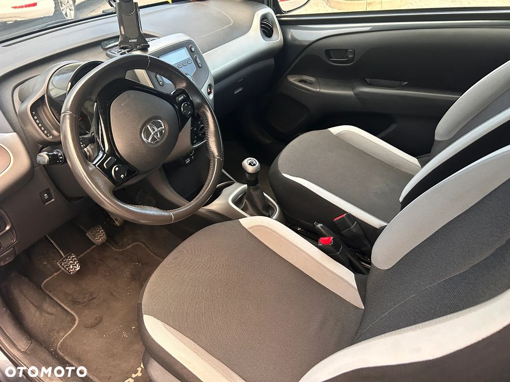 Toyota Aygo 2015 photo 4