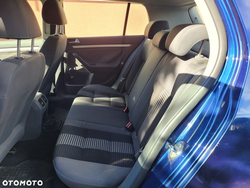 Volkswagen Golf 1.9 TDI DPF United - 5
