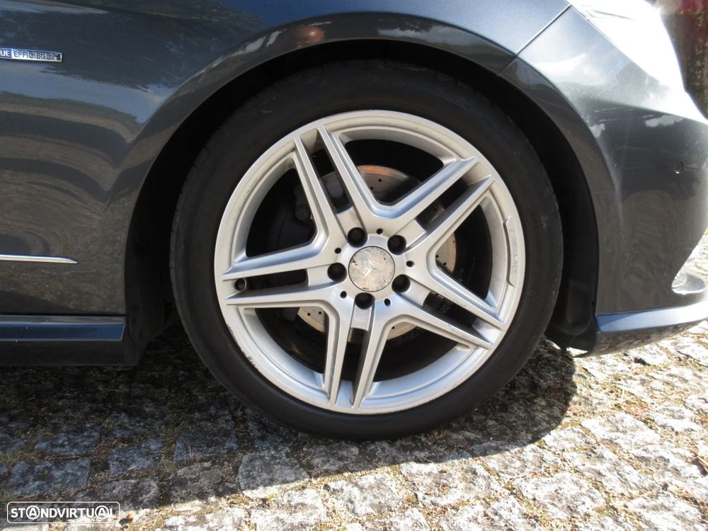 Mercedes-Benz E 250 - 12
