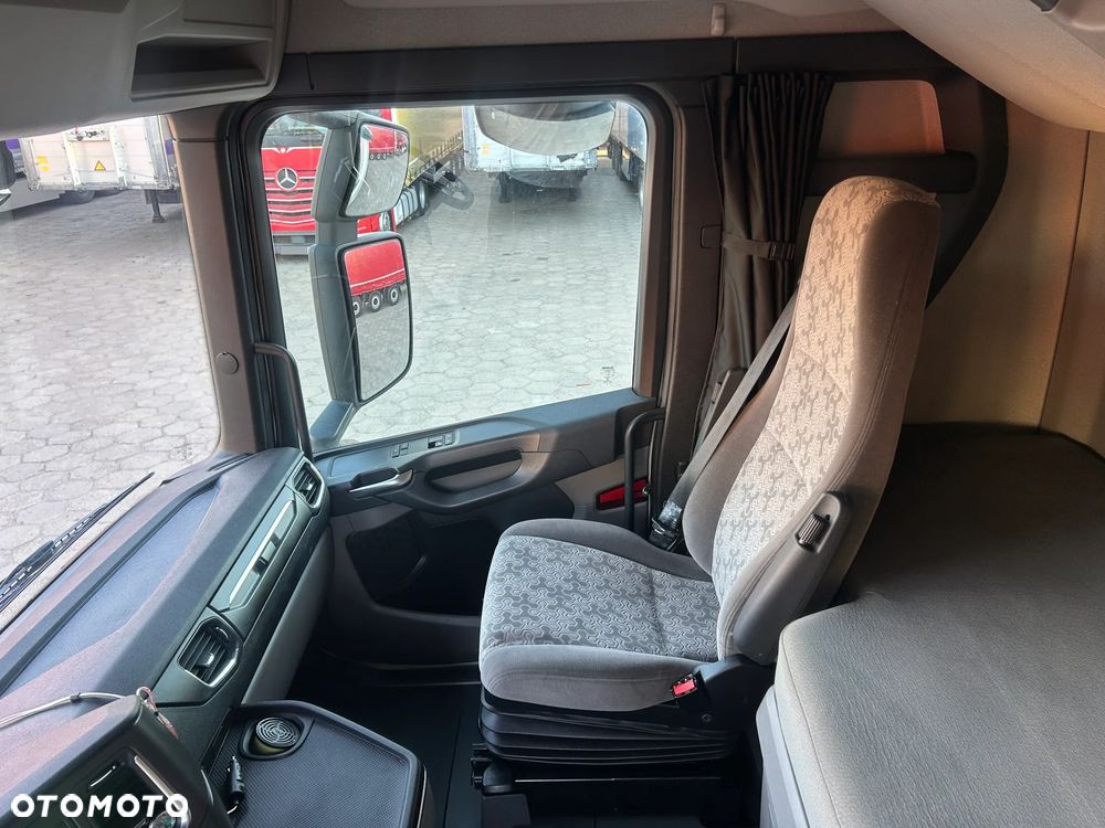 Scania S450 RETARDER / LED / NAWIGACJA / WIRTUALNE ZEGARY / 2 ZBIORNIKI PALIWOWE / LODÓWKA / PRZEBIEG 756 TYS. KM / SCANIA z POLSKIEGO SALONU / 2020 ROK !! - 29