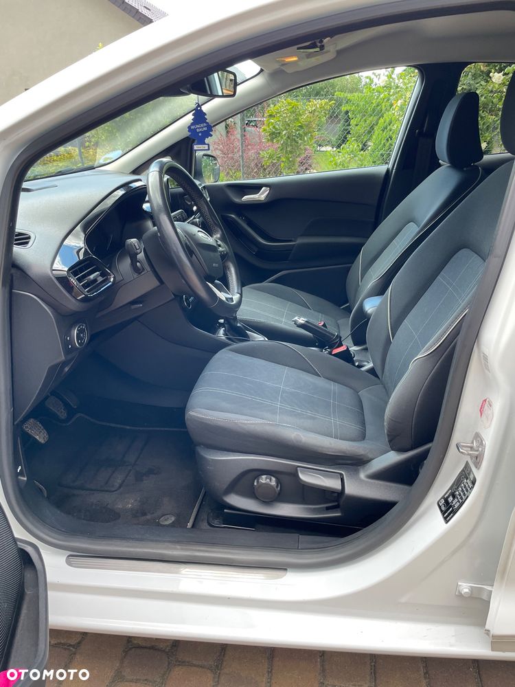 Ford Fiesta 1.1 SYNC Edition - 9