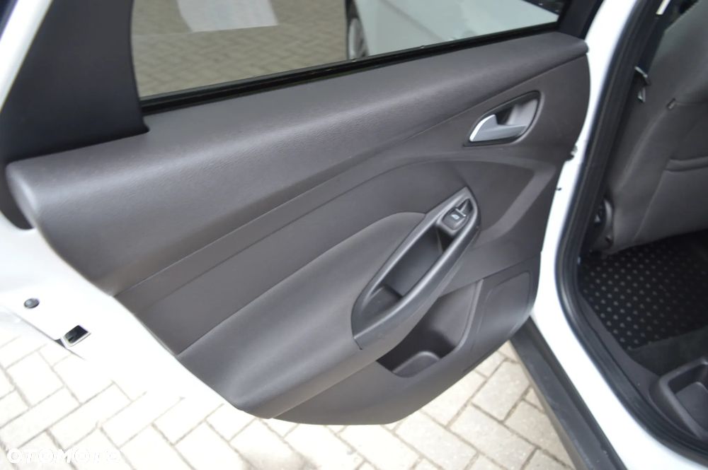 Ford Focus 1.6 TDCi Titanium - 13