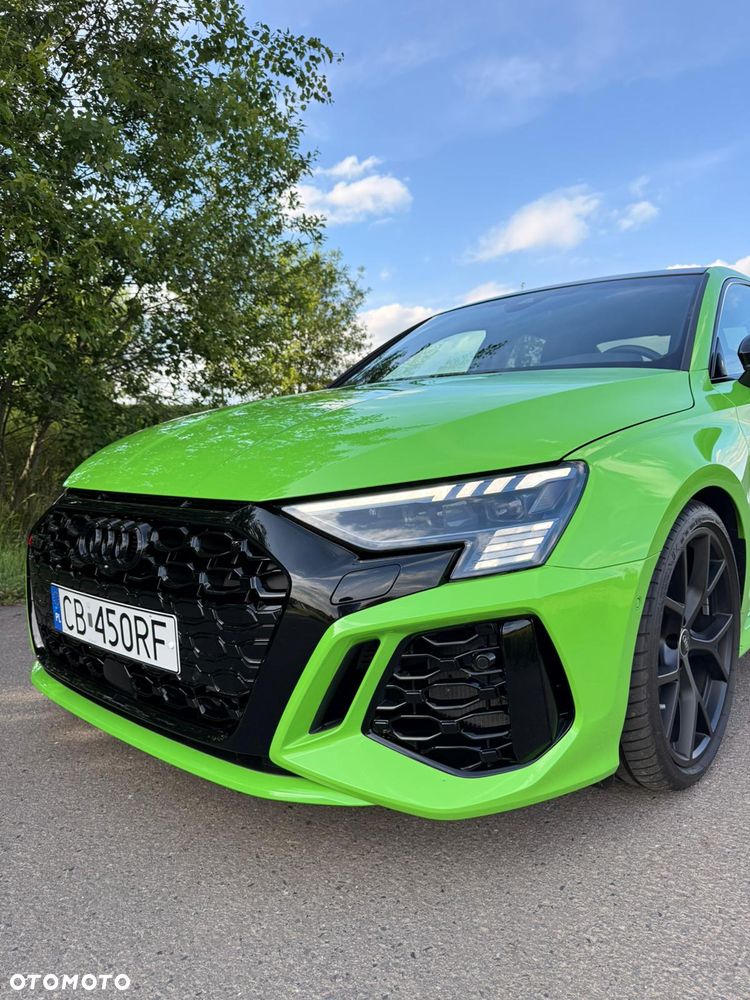 Audi RS3 Limousine - 8