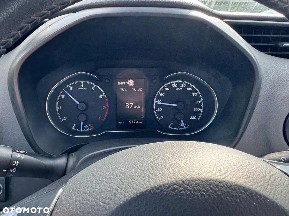 Toyota Yaris 1.0 Premium - 16