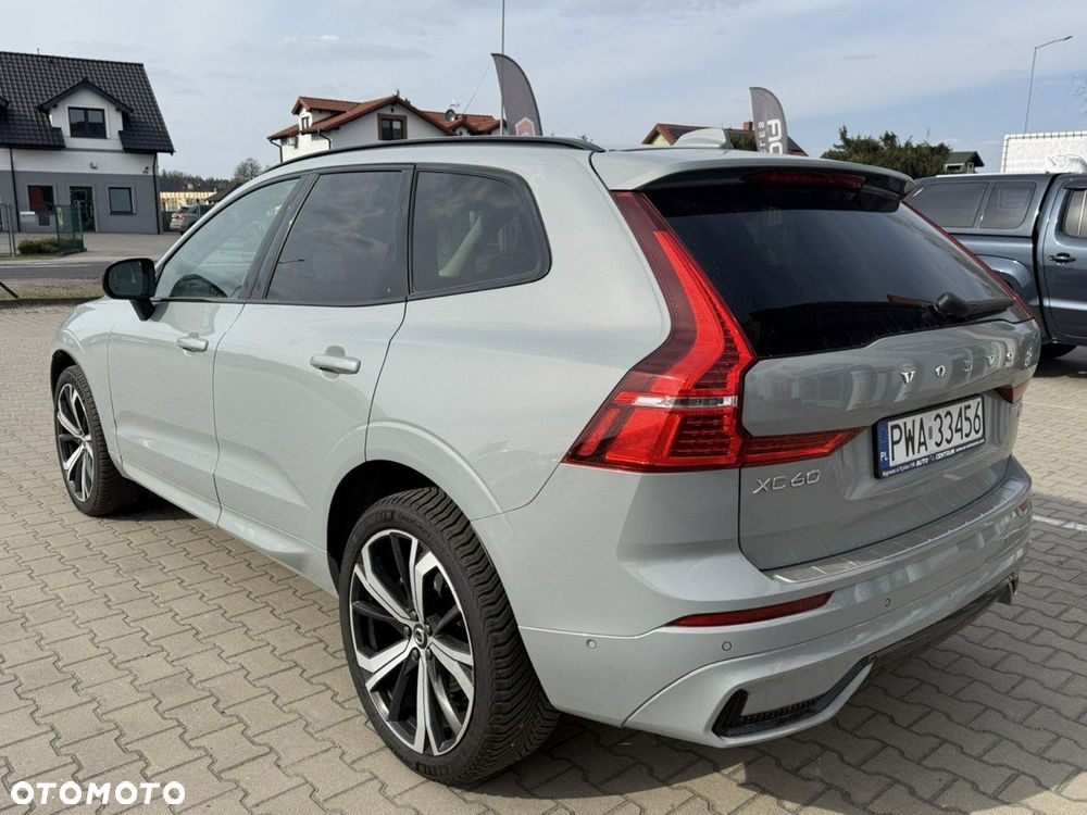 Volvo XC 60 B4 D Ultimate Dark - 9