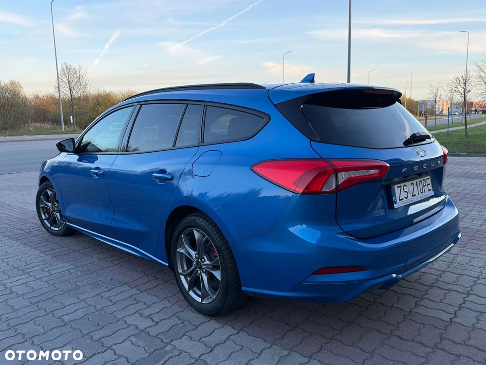 Ford Focus 1.0 EcoBoost ST-Line - 9