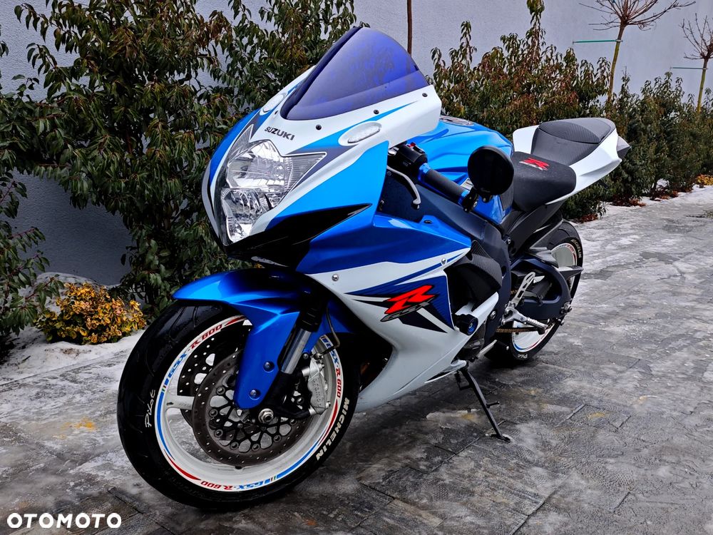 Suzuki GSX-R - 4