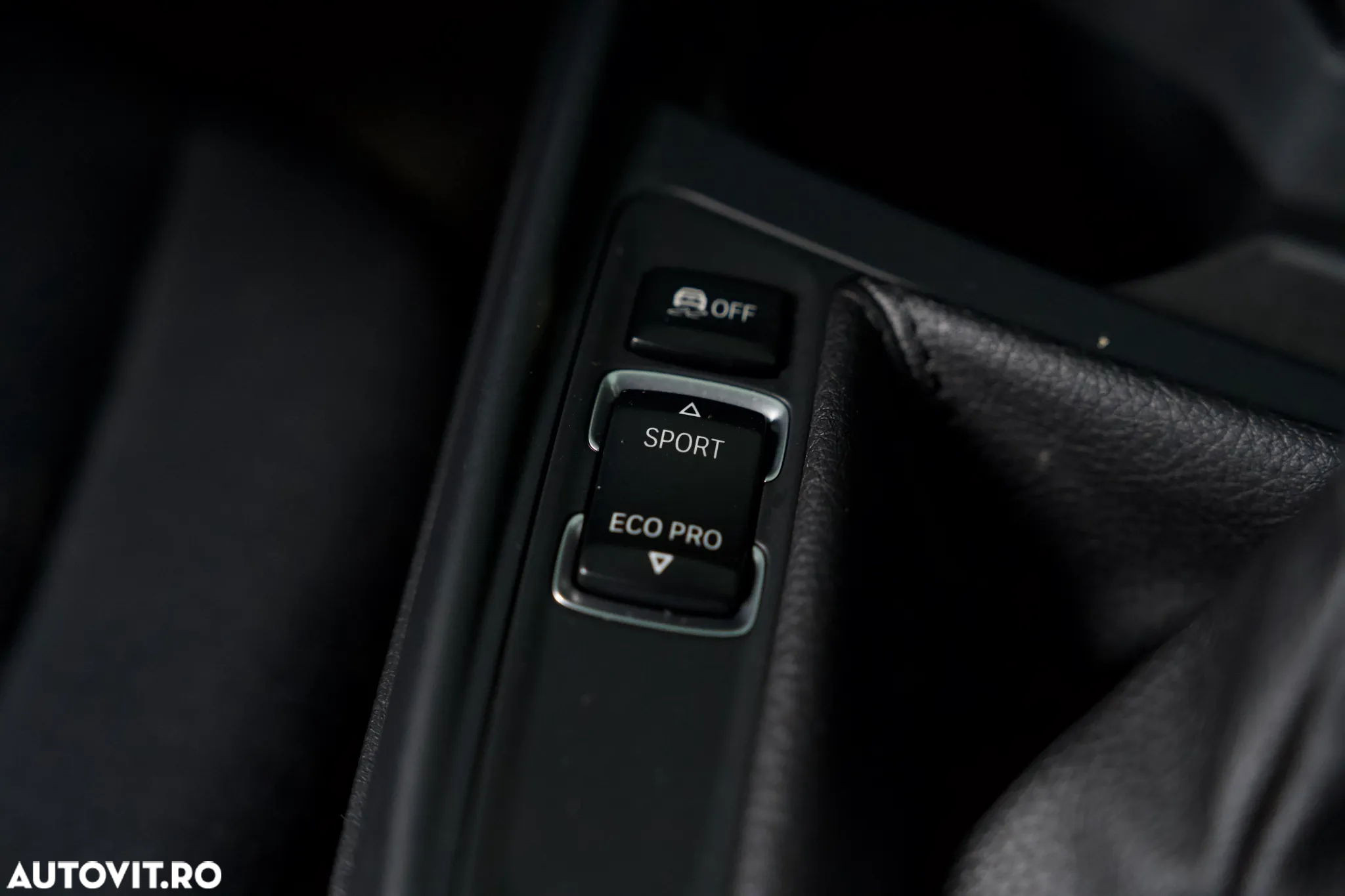 BMW Seria 1 114i - 24