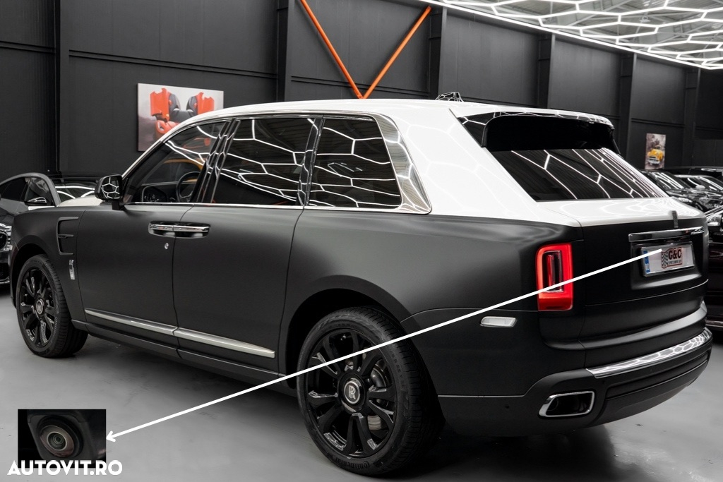 Rolls-Royce Cullinan Standard - 4