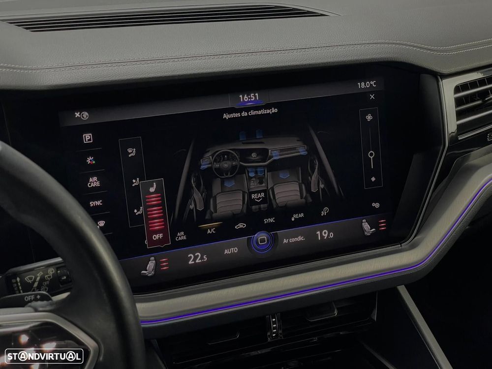 VW Touareg 3.0 TSI e-Hybrid Plus - 17