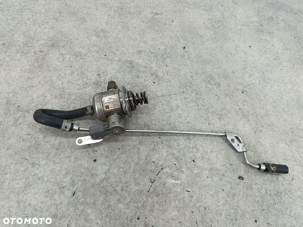 POMPA WYSOKIEGO CIŚNIENIA BENZYNA VW PASSAT B6 06H127025G 0261520049  BOSCH - 2