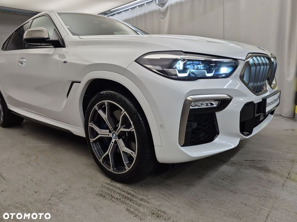 BMW X6 M50i - 22