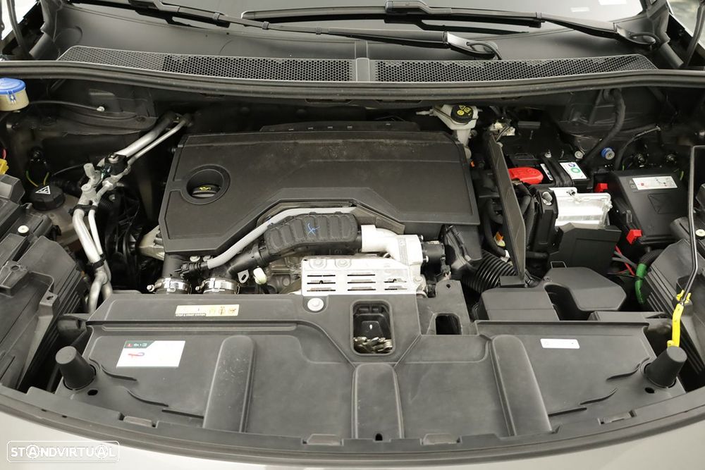 Peugeot 3008 1.2 Hybrid GT e-DCS6 - 26